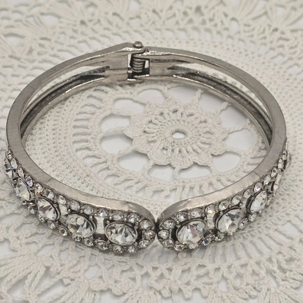Vintage Rhinestone Clamper Hinged Cuff Statement Bracelet Silver Tone 7